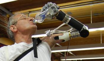 В США одобрили использование роботизированной руки Люка Скайуокера