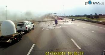 Водитель грузовика спас бабушку и ребенка из горящего автомобиля