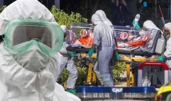 Врач, вылечившийся от Эболы в США, снова госпитализирован
