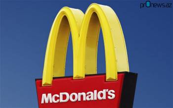 В Баку сотрудник McDonalds совершил кражу