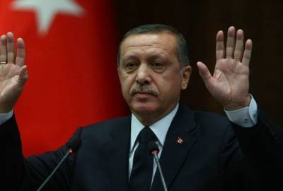 Фетулла Гюлен подал в суд на премьер-министра Турции