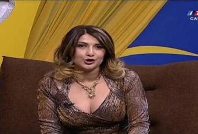 В Азербайджане телеведущую уволили из-за одежды